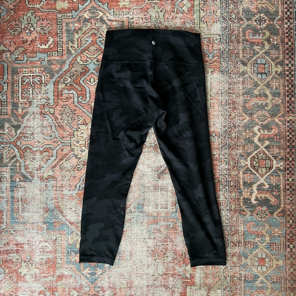 Lululemon Black Camo Capri Leggings